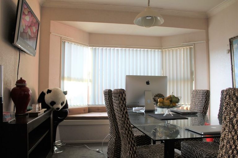 Photo of property in 57 Birdwood Avenue, Papatoetoe, Auckland, 2025