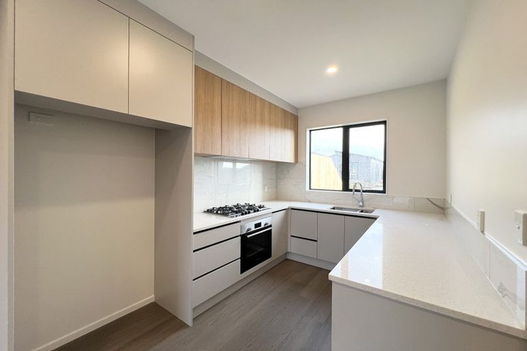 Photo of property in 44 Horokaka Street, Massey, Auckland, 0614