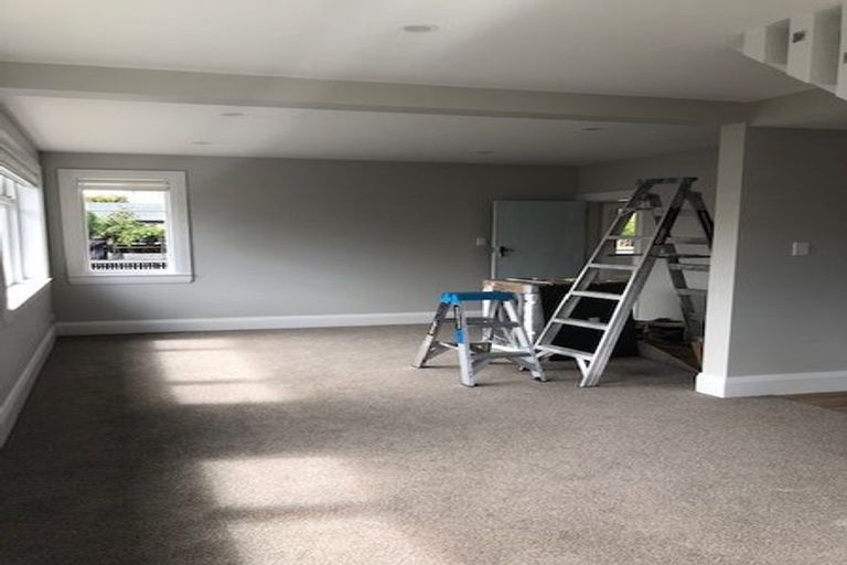 Photo of property in 207 Weston Road, St Albans, Christchurch, 8052