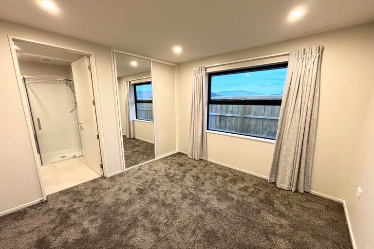 Photo of property in 15 Busby Way, Rolleston, 7614