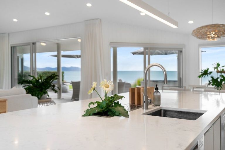 Photo of property in 220 Kenwood Drive, Matarangi, Whitianga, 3592