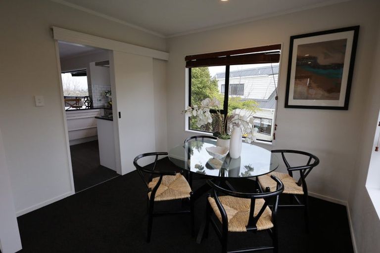 Photo of property in 141 West Harbour Drive, West Harbour, Auckland, 0618
