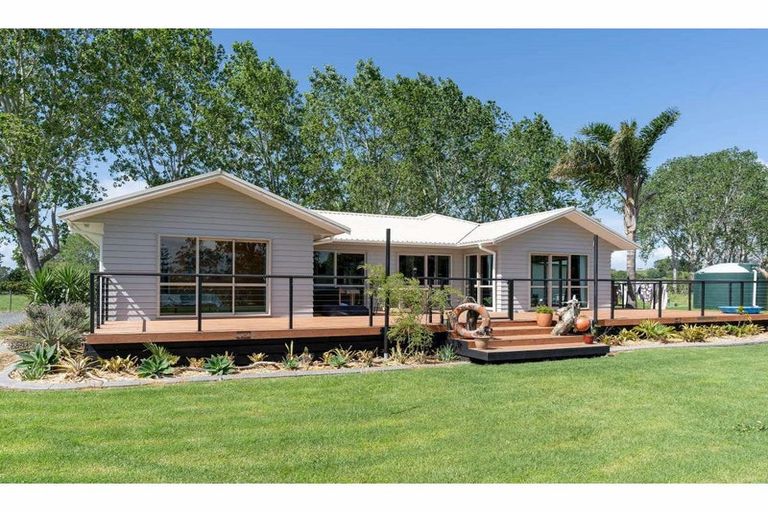 Photo of property in 19 Mangakaretu Road, Waipapa, Kerikeri, 0295