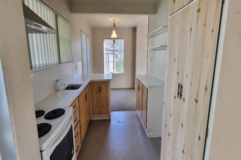 Photo of property in 40 Sikkim Crescent, Clover Park, Auckland, 2019