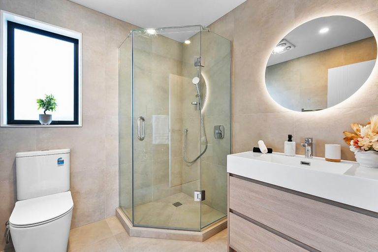 Photo of property in 10d Starling Place, Ranui, Auckland, 0612