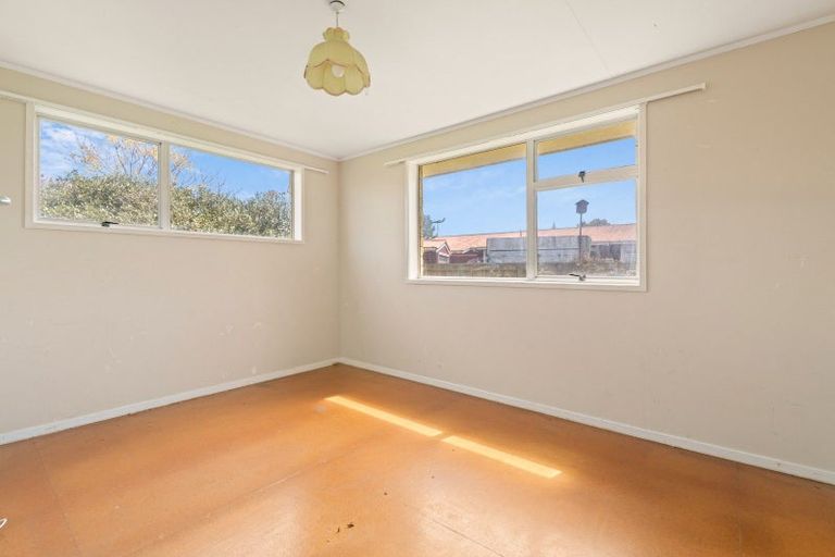 Photo of property in 7 Virgo Place, Kawaha Point, Rotorua, 3010
