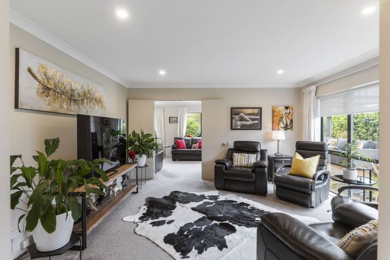 Photo of property in 4 Rialto Court, East Tamaki Heights, Auckland, 2016