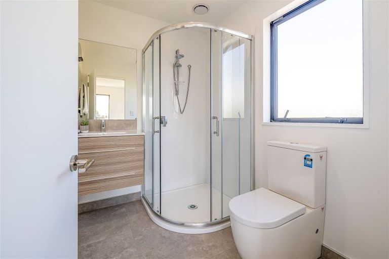 Photo of property in 1/304 Waterloo Road, Hornby, Christchurch, 8042