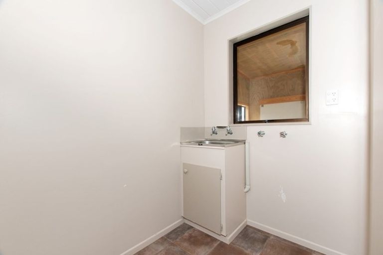 Photo of property in 413a Baylys Coast Road, Dargaville, 0377