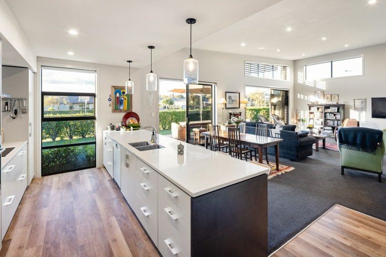 Photo of property in 2a Baxter Michael Crescent, Cambridge, 3434