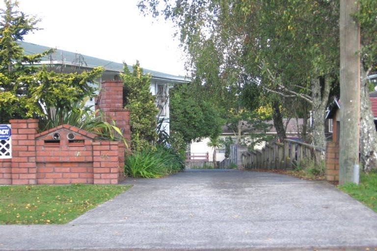 Photo of property in 1/46 Strid Road, Te Atatu South, Auckland, 0610