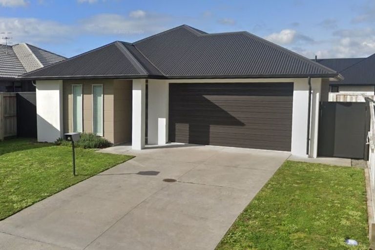 Photo of property in 41 Kahuparere Crescent, Pyes Pa, Tauranga, 3112