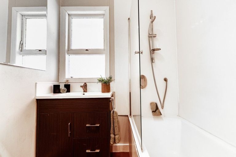 Photo of property in 272 Fox Street, Hamilton East, Hamilton, 3216