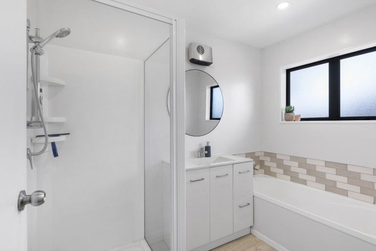 Photo of property in 124 Lowes Road, Rolleston, 7614