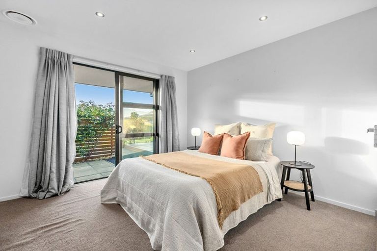 Photo of property in 14 Islington Place, Wanaka, 9305