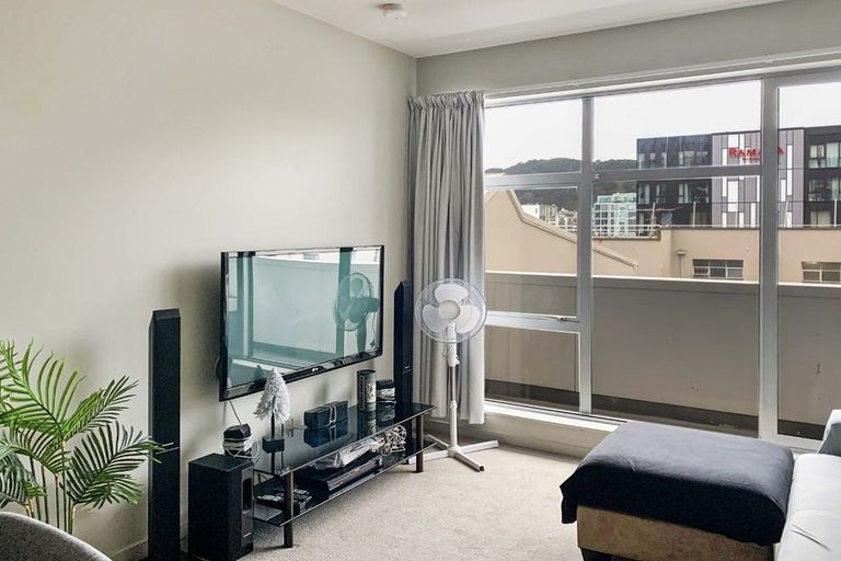 Photo of property in City Lodge Apartments, 401/115u Vivian Street, Te Aro, Wellington, 6011