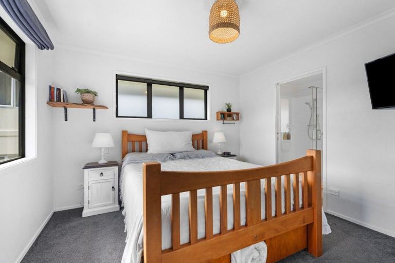 Photo of property in 104 Ngahere Drive, Horahora, Whangarei, 0110