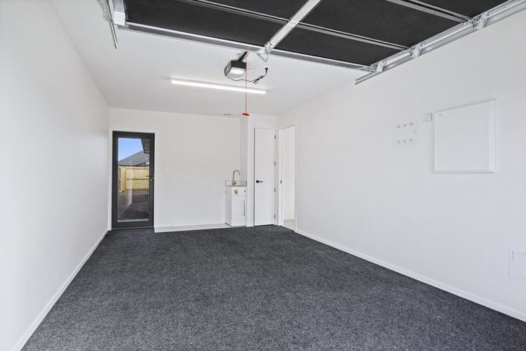 Photo of property in 22 Oneone Street, Cambridge, 3493