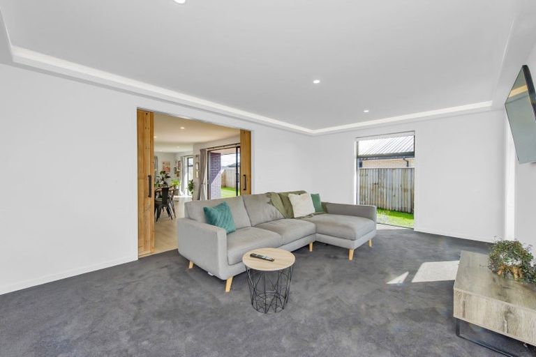 Photo of property in 28 Falcon Road, Rolleston, 7615