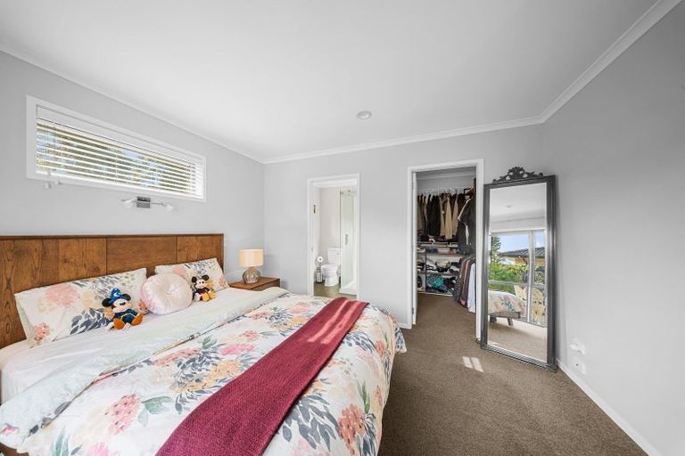 Photo of property in 2 Ballintoy Park Drive, Welcome Bay, Tauranga, 3175