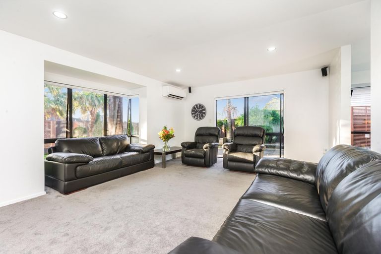 Photo of property in 2/57 Hoteo Avenue, Papatoetoe, Auckland, 2025