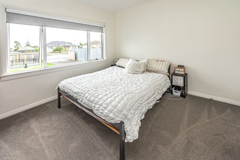 Photo of property in 200 Puriri Street, Castlecliff, Whanganui, 4501