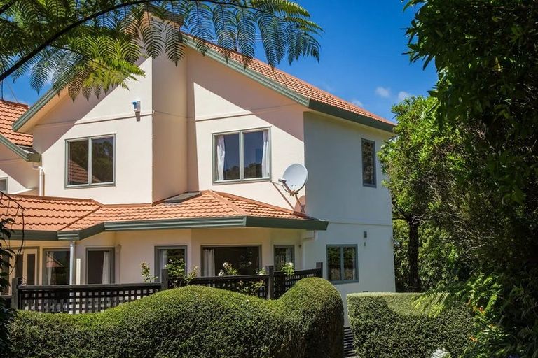 Photo of property in Boxhill Close, 33f5 Box Hill, Khandallah, Wellington, 6035
