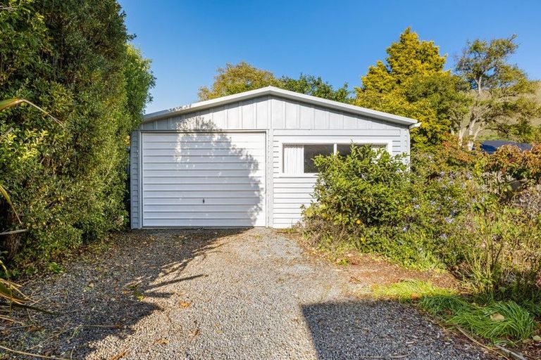 Photo of property in 18 Rollin Street, Heathcote Valley, Christchurch, 8022