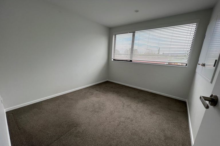 Photo of property in 42 Ivy Nola Way, Henderson, Auckland, 0612