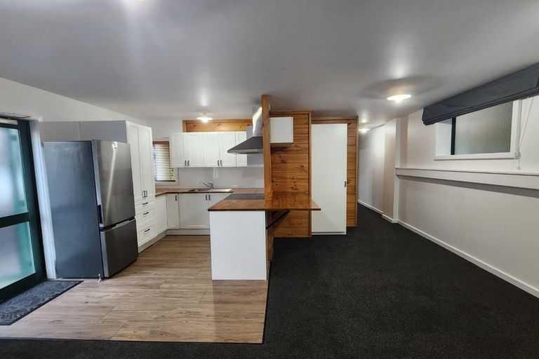 Photo of property in Te Awhina Apartments, 22u7 Sussex Street, Mount Cook, Wellington, 6021