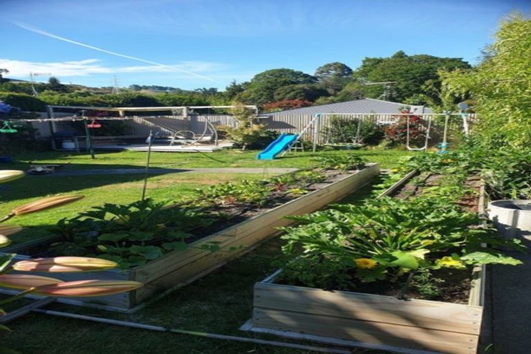 Photo of property in 38 Marsden Road, Stoke, Nelson, 7011