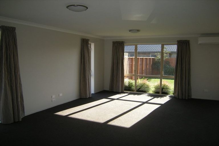 Photo of property in 15h Marlowe Place, Rolleston, 7614