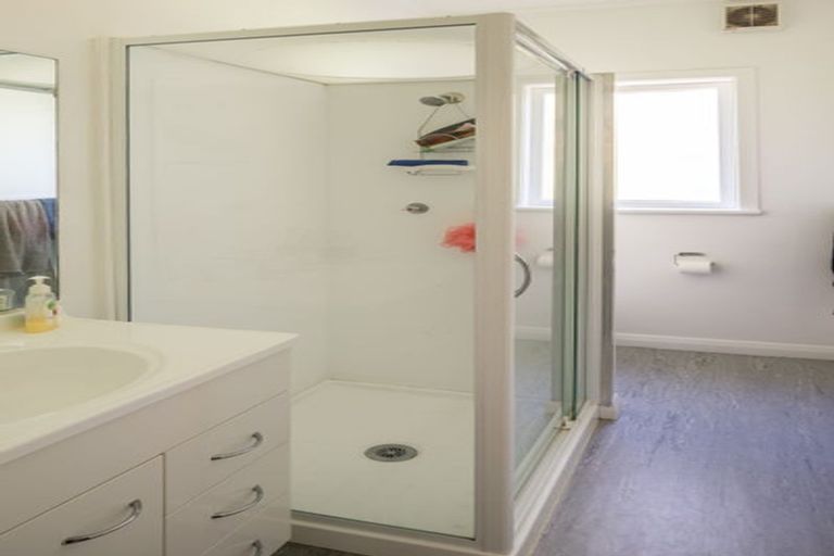 Photo of property in 124 Te Anau Road, Hataitai, Wellington, 6021