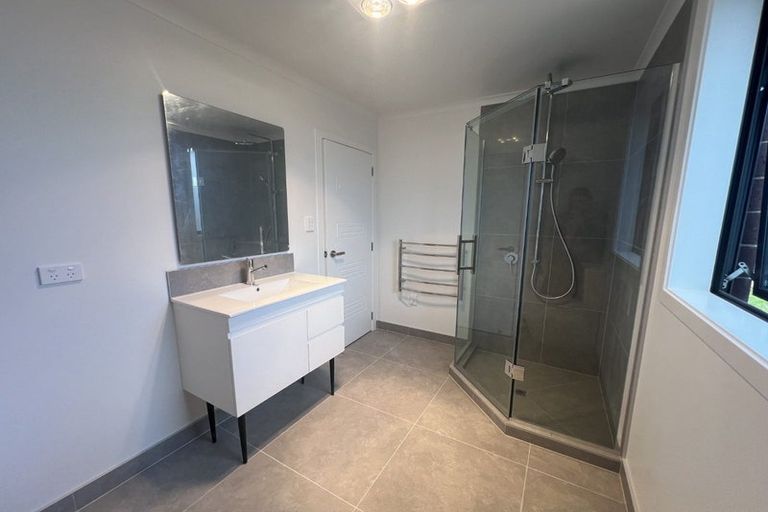 Photo of property in 4 Kaaka Street, Cambridge, 3434