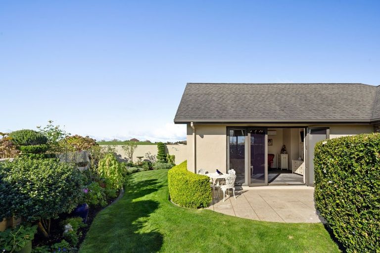 Photo of property in 10 Peninsula Point, Huntington, Hamilton, 3210