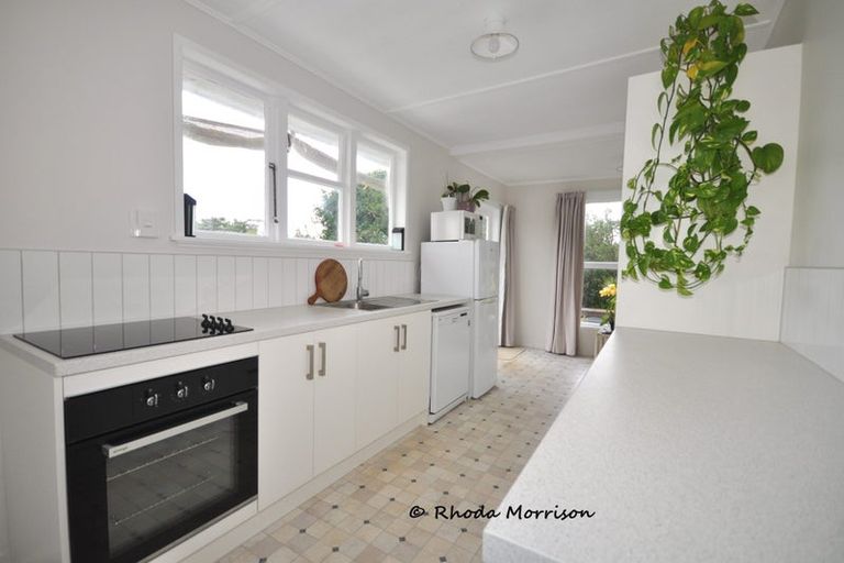 Photo of property in 46 Sandy Beach Road, Tinopai, Matakohe, 0593