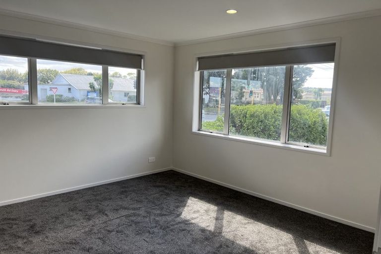 Photo of property in 19 Akeake Lane, Manurewa, Auckland, 2102