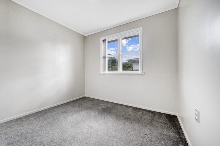 Photo of property in 19 Surrey Street, Manurewa, Auckland, 2102