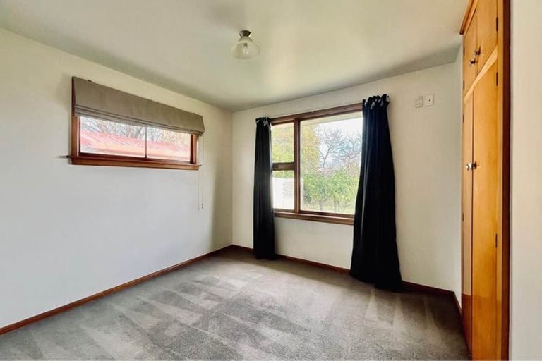 Photo of property in 302 Wigram Road, Wigram, Christchurch, 8025