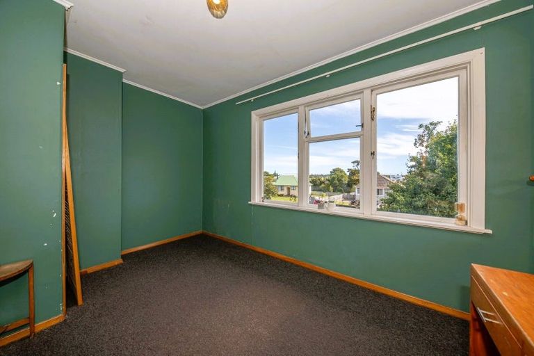 Photo of property in 25 Colvin Street, Westport, 7825