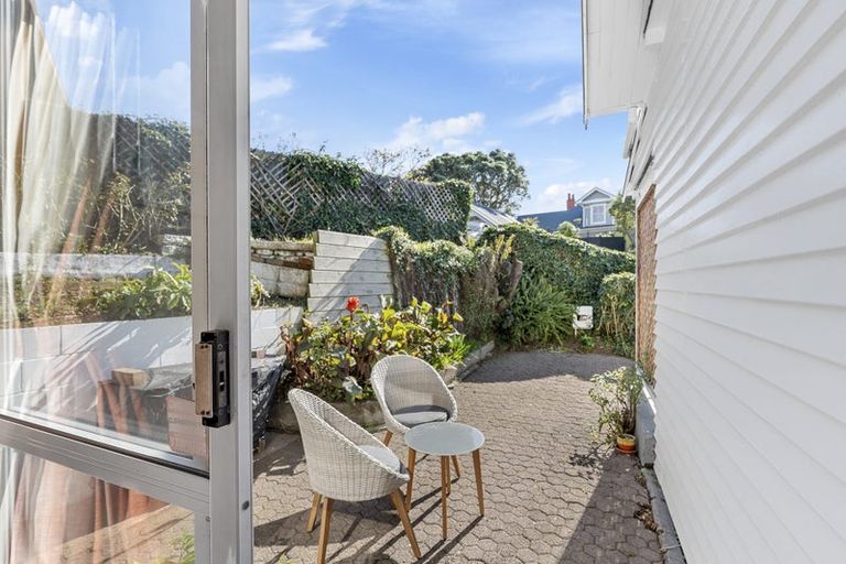 Photo of property in 3 Barrett Street, Westown, New Plymouth, 4310