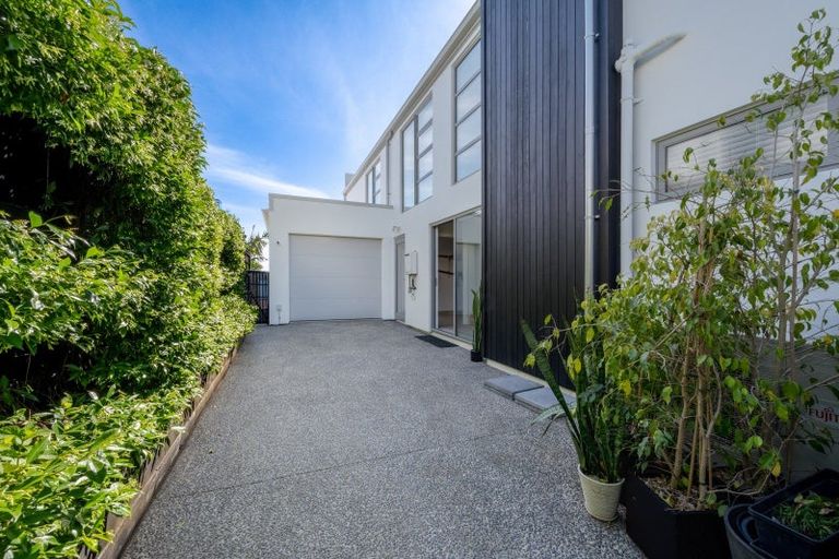 Photo of property in 8a The Parade, Bucklands Beach, Auckland, 2012