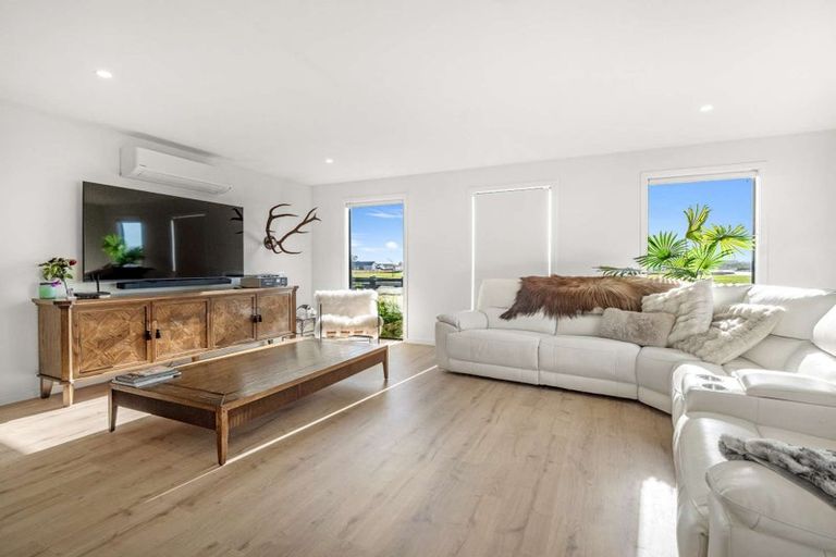 Photo of property in 2 Elm Tree Lane, Huntingdon, Ashburton, 7774