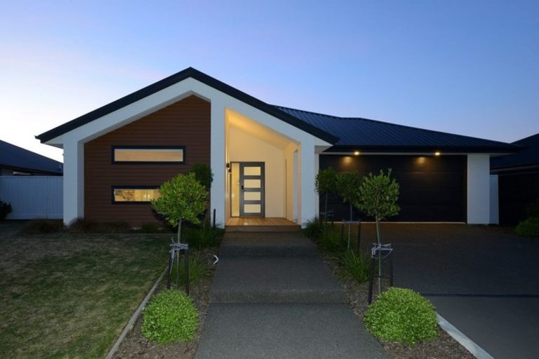 Photo of property in 98 Ledbury Drive, Rolleston, 7615