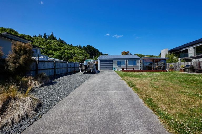 Photo of property in 48 Kotare Place, South Bay, Kaikoura, 7300