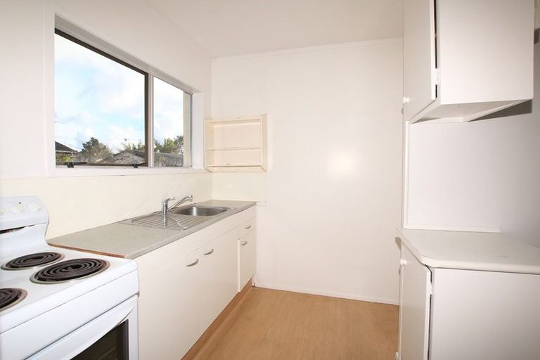 Photo of property in 7/126 Lynwood Road, New Lynn, Auckland, 0600