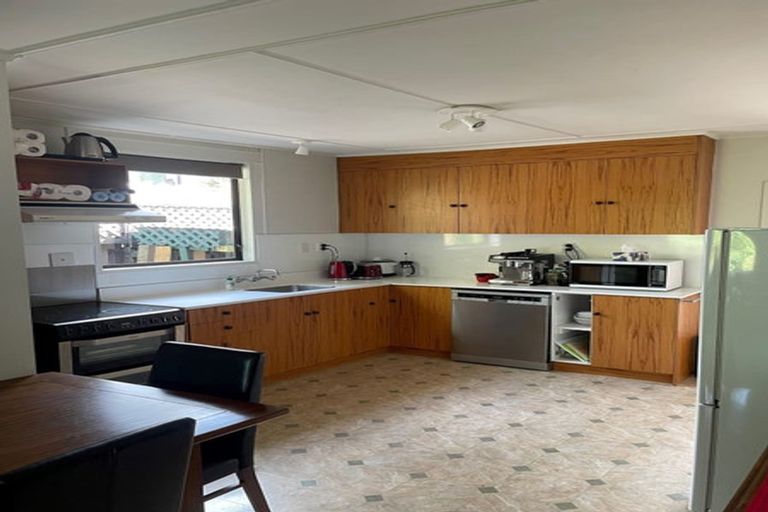 Photo of property in 11-13 Pritchard Street, Newlands, Wellington, 6037