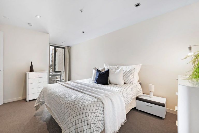 Photo of property in Republic Apartments, 5b/11 Tennyson Street, Te Aro, Wellington, 6011