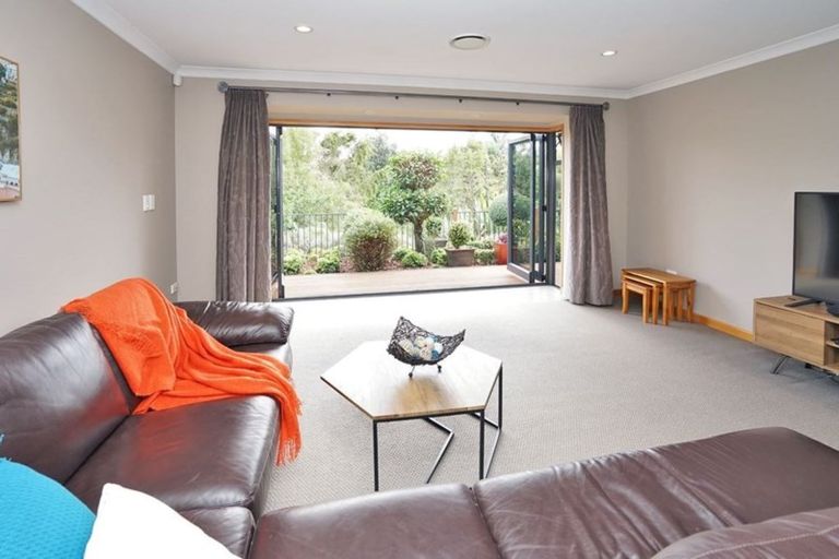 Photo of property in 14 Jaemont Court, Huntington, Hamilton, 3210