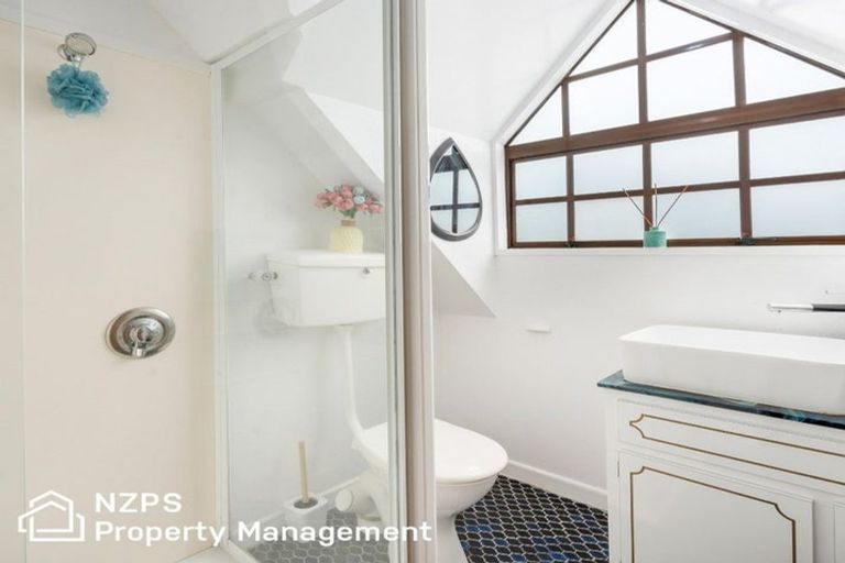 Photo of property in 225 Larnach Road, Waverley, Dunedin, 9013